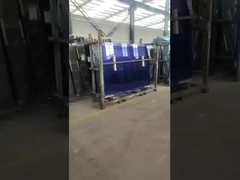 σκούρο μπλε ανακλαστικό γυαλί